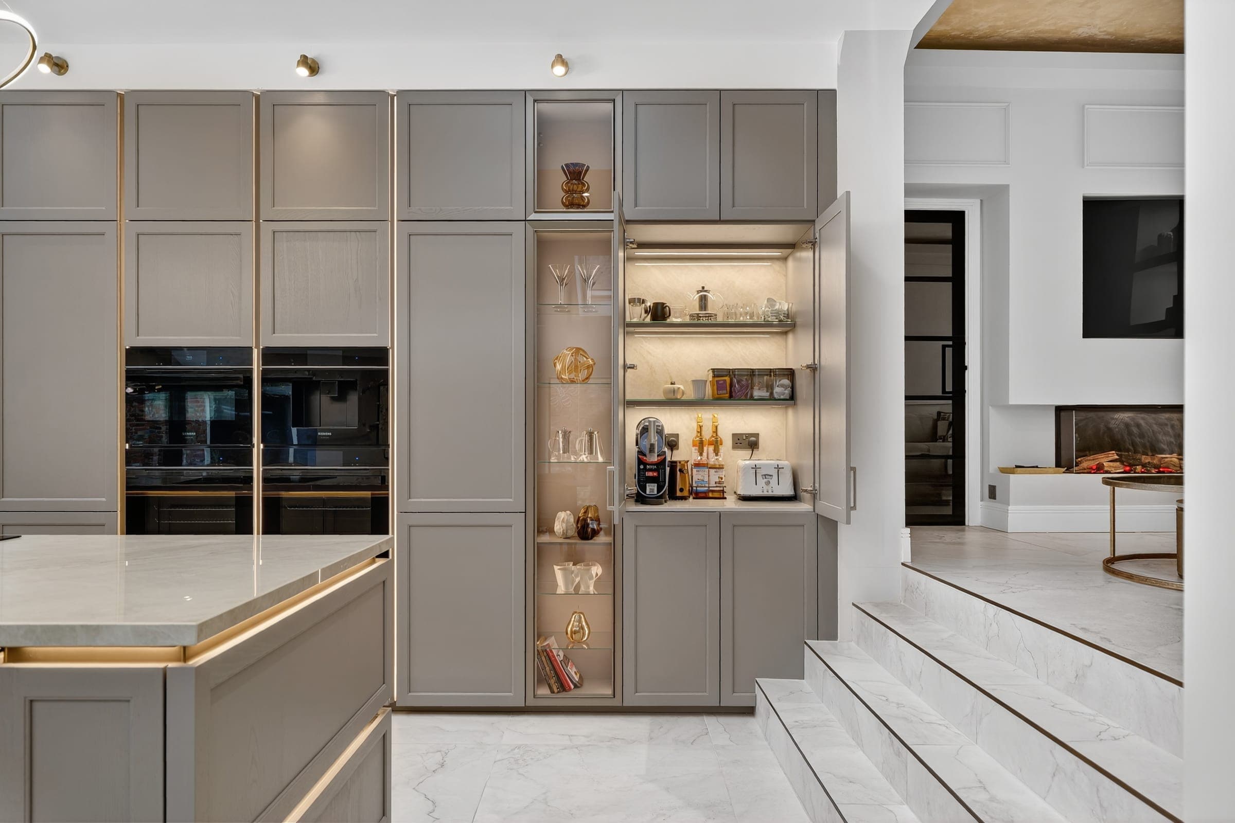 Let's Talk About Growing Your Showroom.